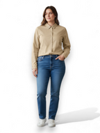 Camisa con pedrería en puño