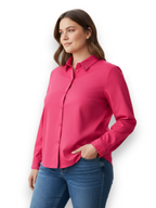 Camisa con pedrería en puño