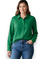 Camisa con pedrería en puño